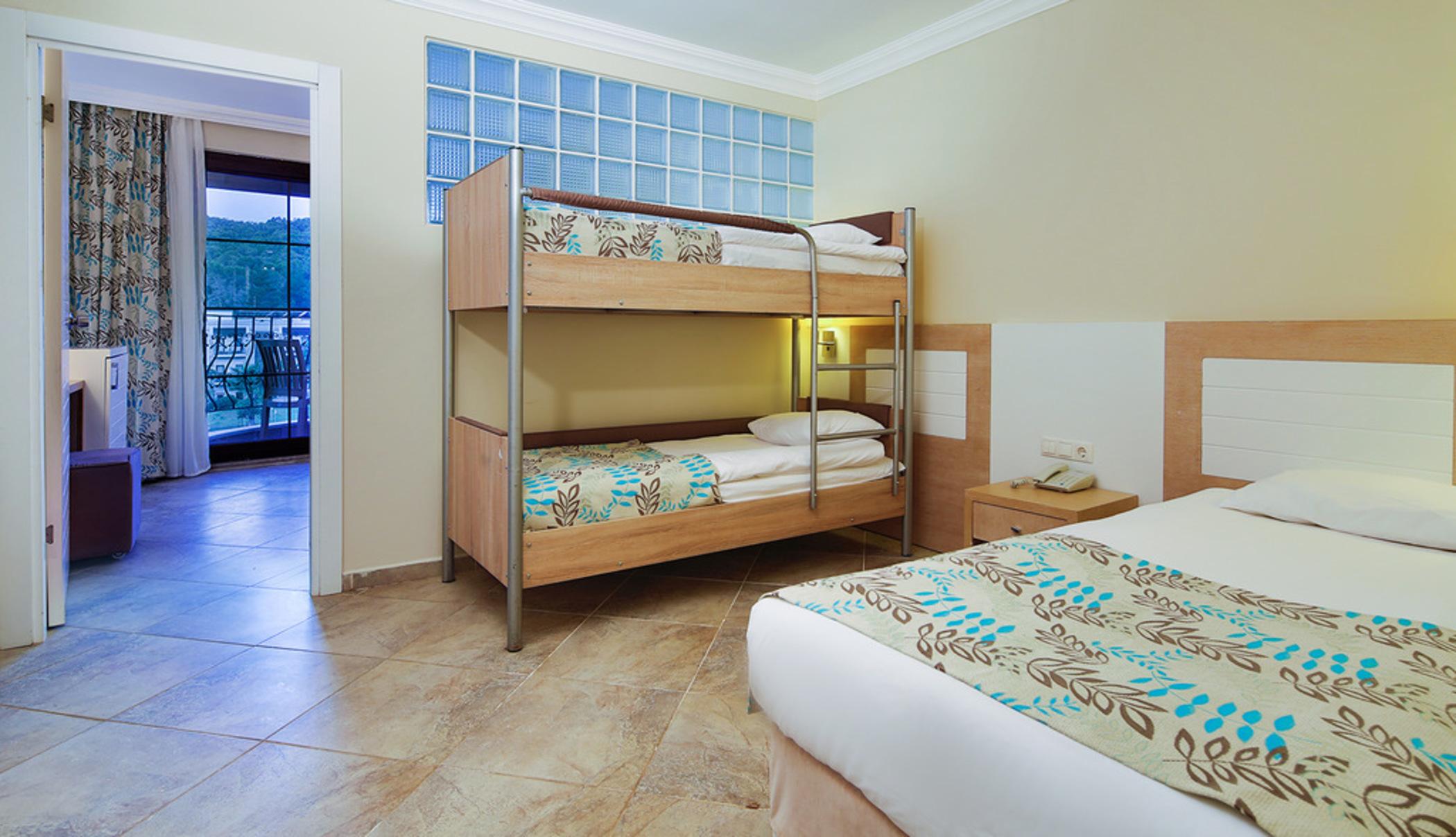 Отель green bay resort. Crystal Green Bay Resort 5* (Guvercinlik) Ultimate all inclusive Bunkbed Family Room. Crystal Green Bay Resort Spa 5. Crystal Green Bay Resort & Spa - Ultimate all inclusive. Standard Room Land view with Bunkbed.